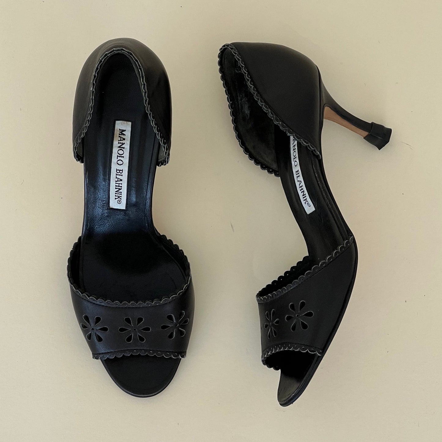 Rare Manolo Blahnik Heels (37)