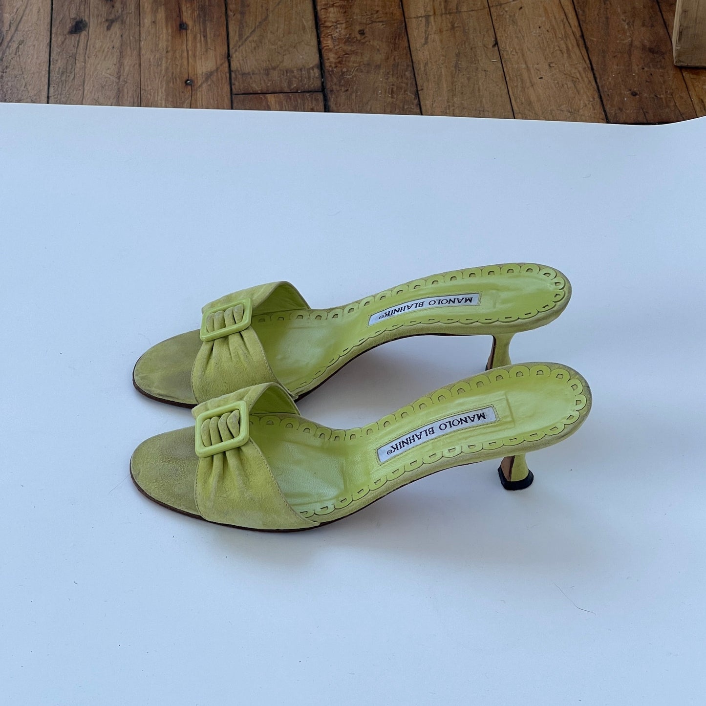 Green Manolo Blahnik Bow Mules (37)